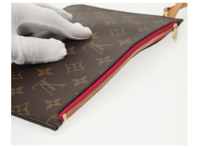 LOUIS VUITTON Monogram Neverfull MM Pouch Accessory Pouch LV Auth 98577 - view 6