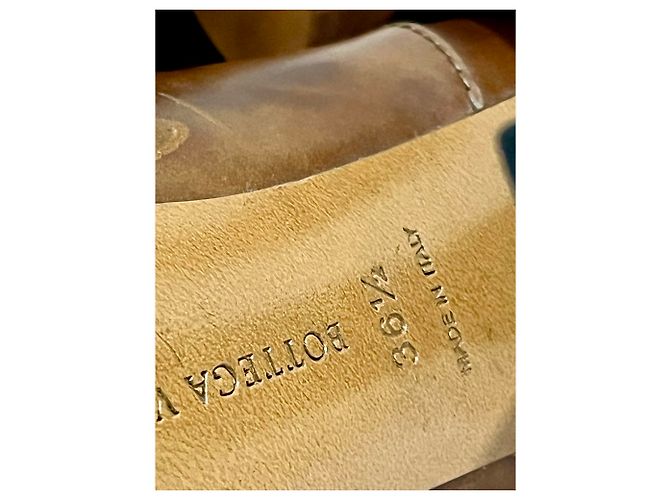 Bottega Veneta Stupendi tacchi a piattaforma con punta aperta Marrone - vista 8