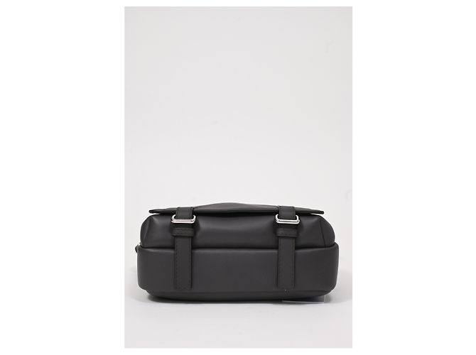 Sac messager militaire Loewe XS en cuir noir - vue 12