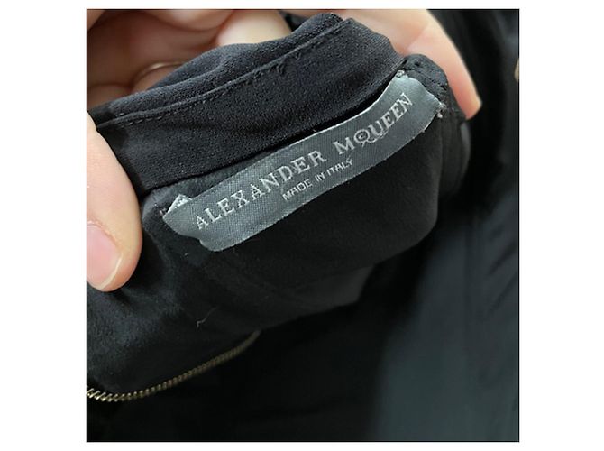 Abito maxi off-shoulder Alexander Mcqueen in viscosa nera Nero - vista 3
