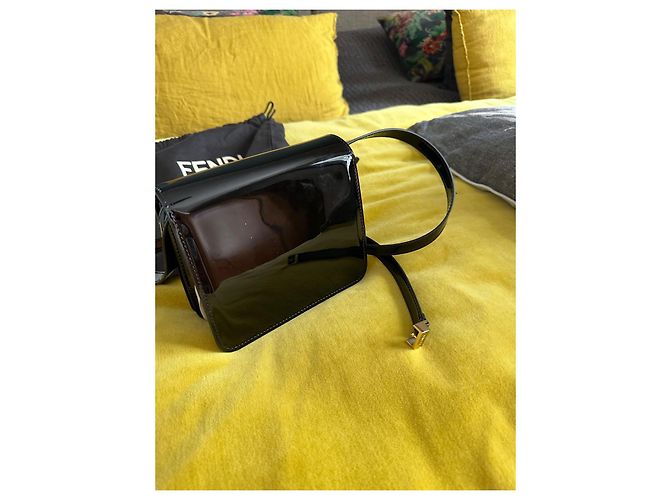 Fendi Caligraphy Tasche schwarzes Lackleder - Ansicht 12