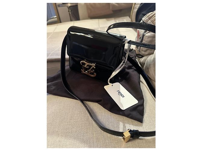 Fendi Caligraphy Tasche schwarzes Lackleder - Ansicht 20