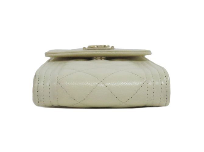 Chanel Boy Smartphone Case in Caviar Leather White - view 4