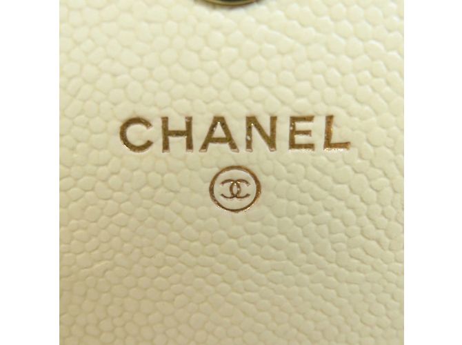 Chanel Boy Smartphone Case in Caviar Leather White - view 6