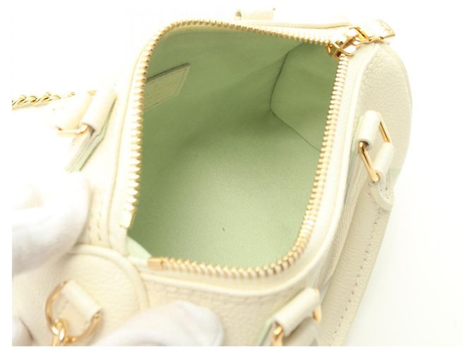 Sac à main Nano Speedy Monogram Louis Vuitton M24169 Blanc - vue 3