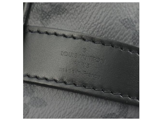 Sac à main Louis Vuitton Keepall Bandoulière 25 M11645 Gris - vue 4