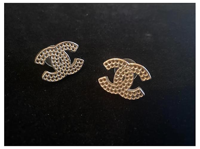 Orecchini Chanel CC Argentati Metallo Argento - vista 4