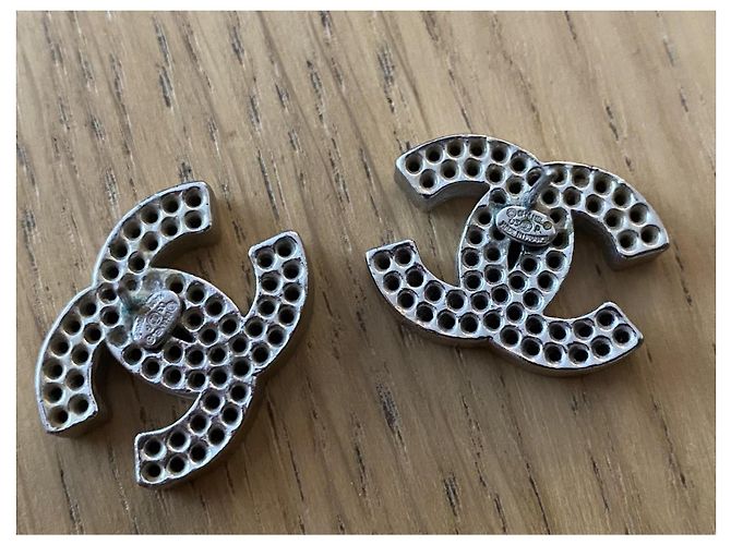 Orecchini Chanel CC Argentati Metallo Argento - vista 9