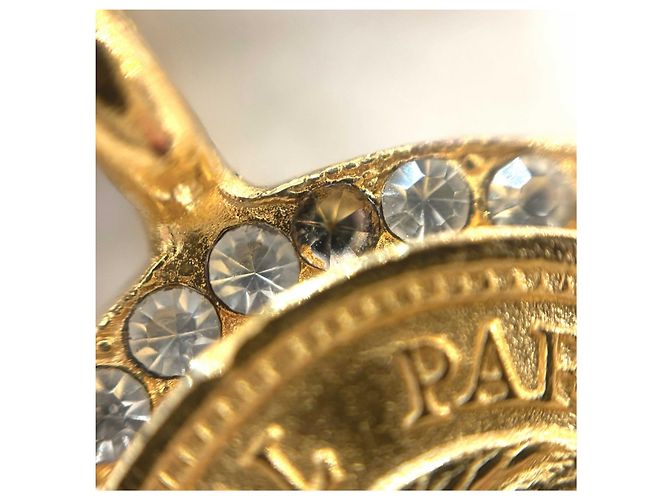 Gucci Collar Medallón Chanel de oro con strass Dorado - vista 4