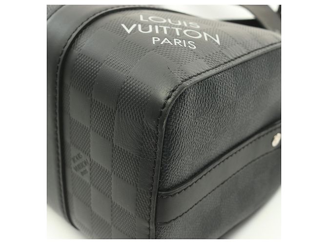 Louis Vuitton Damier Graphite City Keepall Shoulder Bag N40452 Black - view 7