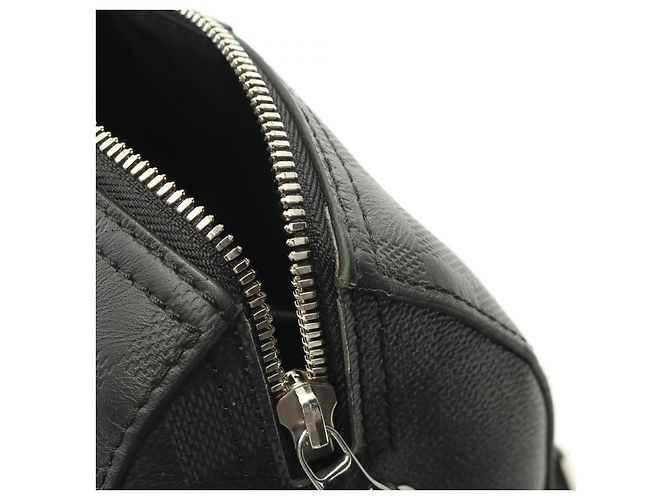Louis Vuitton Damier Graphite City Keepall Shoulder Bag N40452 Black - view 8