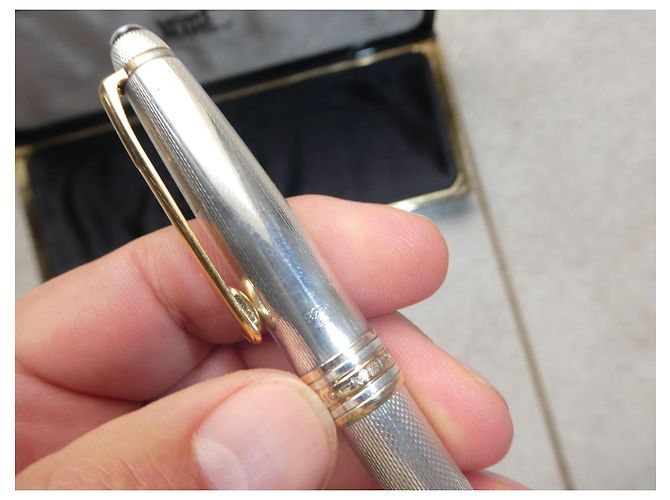 stylo a bille montblanc en argent 925 avec boite - vue 4