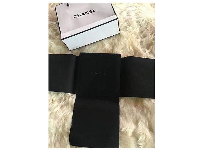 Anillo Chanel Negro - vista 4