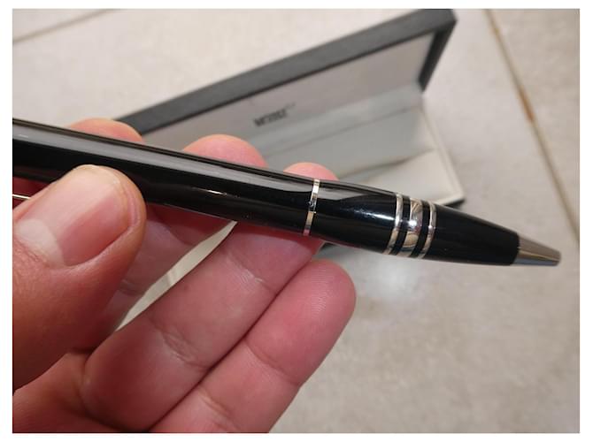 stylo montblanc starwalker avec sa boite Noir - vue 4