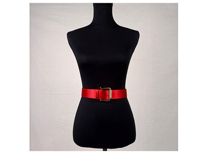 Valentino Garavani Eleganter Satin-Gürtel von Valentino Rot - Ansicht 2
