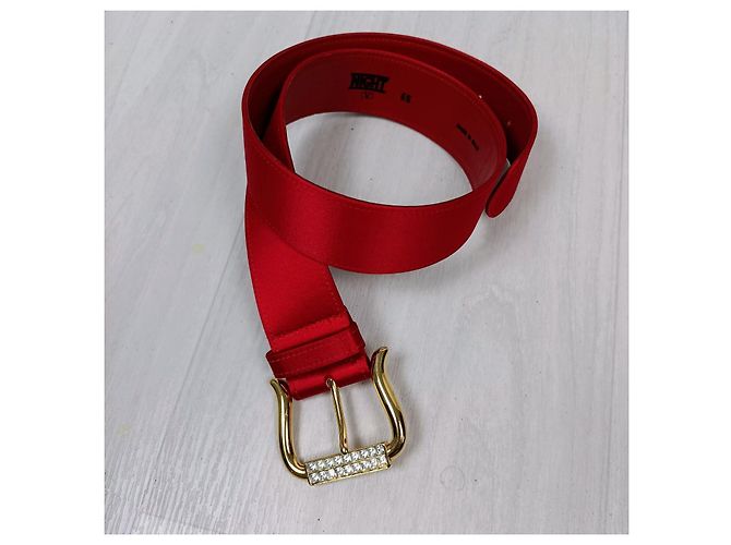 Valentino Garavani Eleganter Satin-Gürtel von Valentino Rot - Ansicht 8