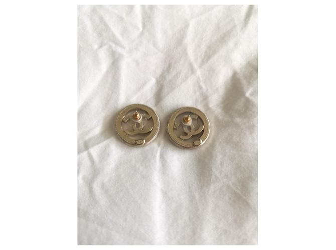 Chanel CC Perlenohrringe Golden - Ansicht 5