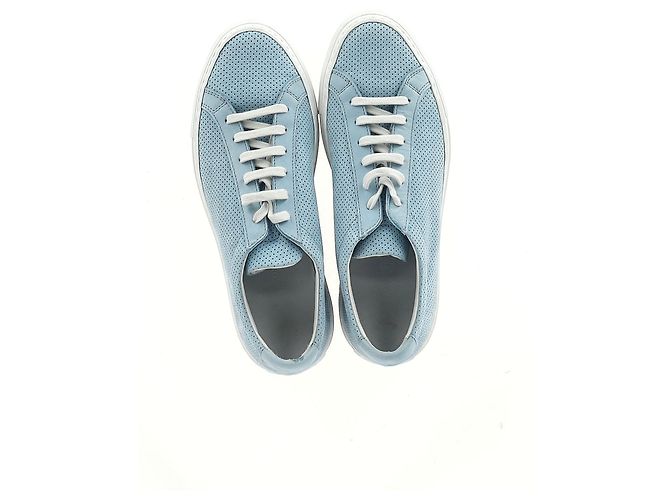 Autre Marque Sneakers perforati Achilles da donna di Common Projects in suede blu chiaro - vista 10