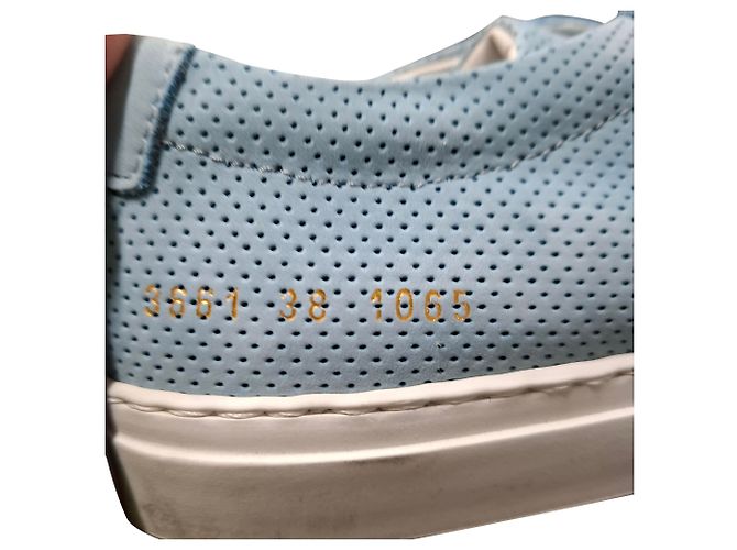 Autre Marque Sneakers perforati Achilles da donna di Common Projects in suede blu chiaro - vista 7