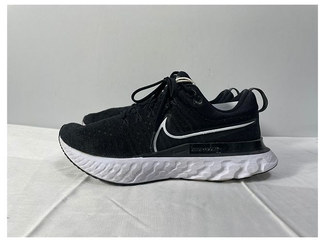 Nike React Infinity Run Flyknit III Laufschuhe aus schwarzem Synthetik - Ansicht 12