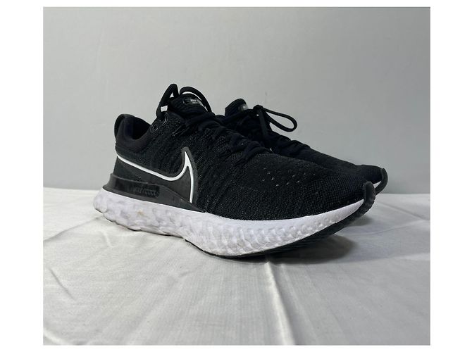 Nike React Infinity Run Flyknit III Laufschuhe aus schwarzem Synthetik - Ansicht 15