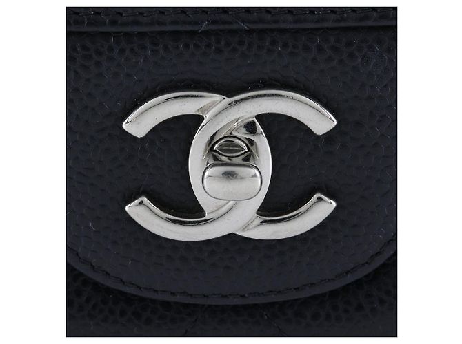 Bolsa de ombro em pele caviar Chanel A58600 Preto - vista 6