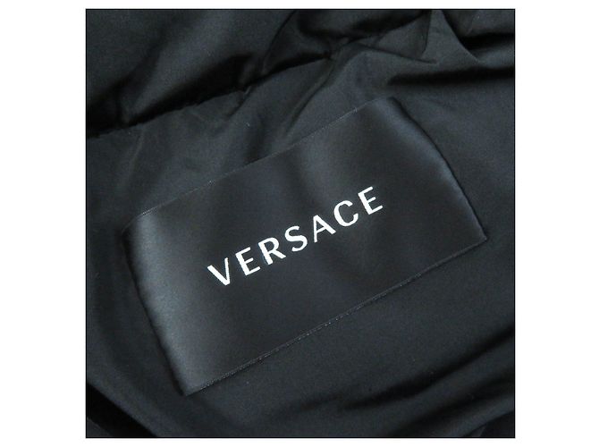 Abrigo de mujer con hebilla de Medusa Barroca Versace - vista 8