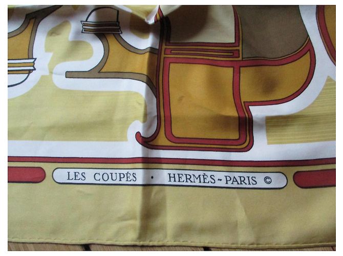 Foulard in seta Hermès Les Coupés Multicolore - vista 4