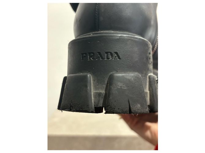 Botas PRADA T.EU 41.5 Cuero Negro - vista 14