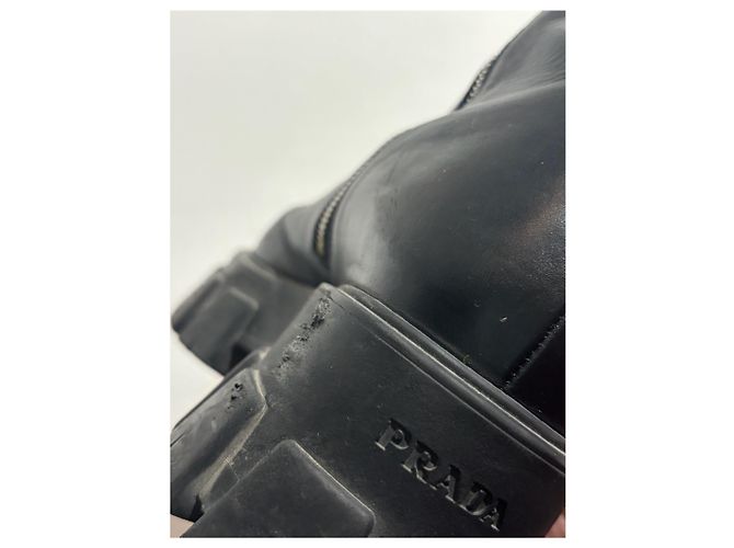Botas PRADA T.EU 41.5 Cuero Negro - vista 15