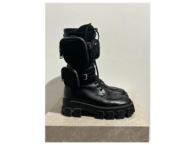 Botas PRADA T.EU 41.5 Cuero Negro - vista 9
