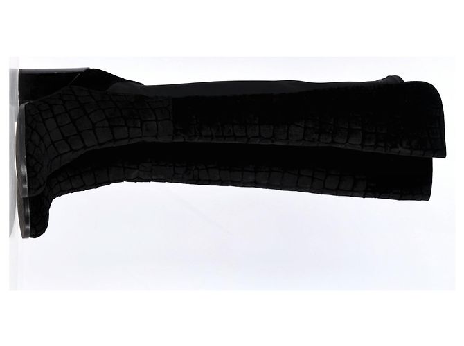 Botas de tacón alto de terciopelo negro con estampado de cocodrilo de Stuart Weitzman, hasta la rodilla - vista 9