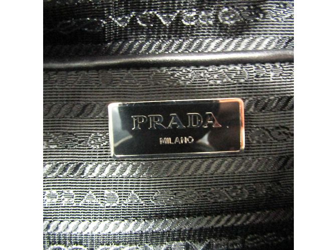 Borsa a spalla Prada in tessuto camouflage Rosso - vista 13