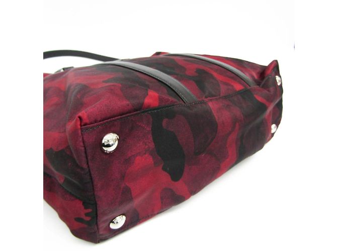 Borsa a spalla Prada in tessuto camouflage Rosso - vista 5