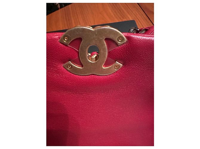 Chanel 19 Gürteltasche aus rotem Lammleder - Ansicht 10