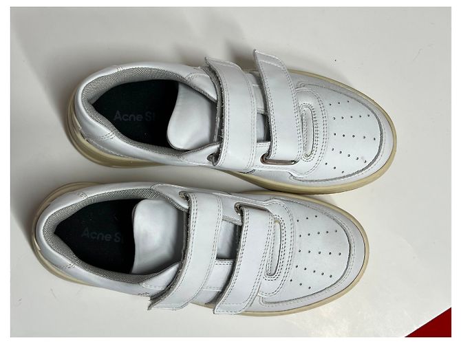 Baskets Acne en cuir blanc avec velcro - vue 4