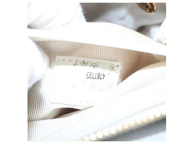 Borsa a spalla CHANEL in pelle caviar bianca oro CC Auth bs19456 Bianco D'oro - vista 11