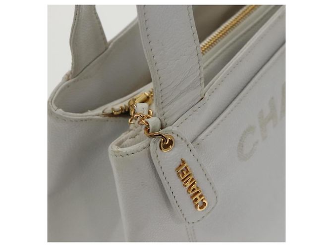 Borsa a spalla CHANEL in pelle caviar bianca oro CC Auth bs19456 Bianco D'oro - vista 18
