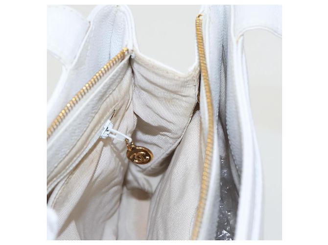 Borsa a spalla CHANEL in pelle caviar bianca oro CC Auth bs19456 Bianco D'oro - vista 22