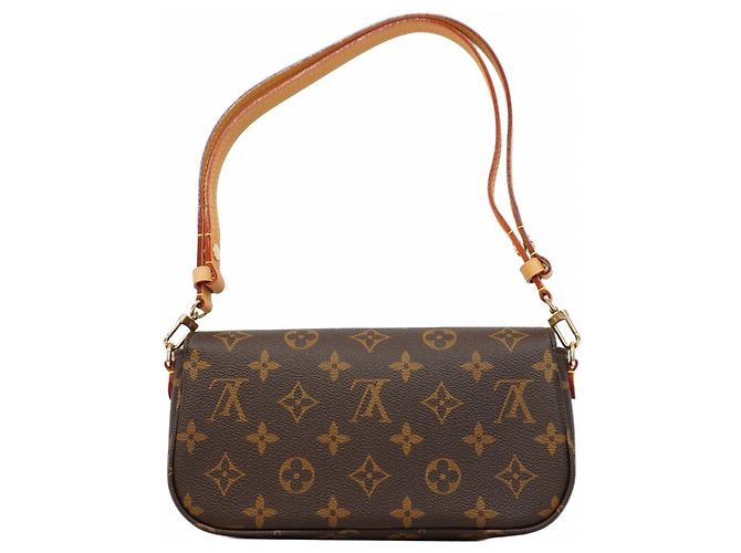 Portafoglio Monogram Wallet on Chain Ivy M81911 di Louis Vuitton Marrone - vista 8