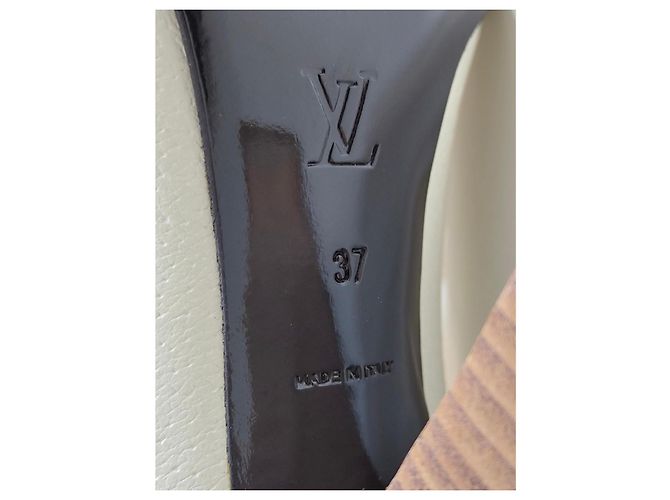 Louis Vuitton Leder Pumps mit Blockabsatz Cremeweiß Aus weiß - Ansicht 16