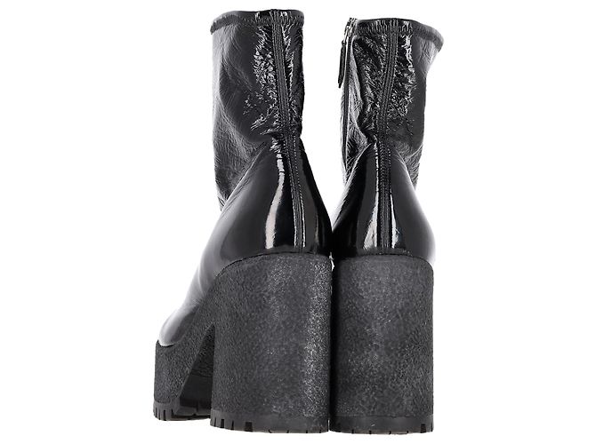 Miu Miu Stretch-Plattformstiefel aus schwarzem Naplak-Leder - Ansicht 5