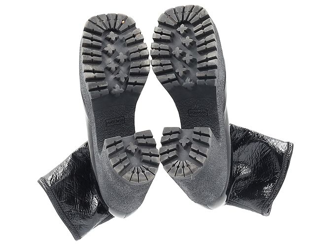 Miu Miu Stretch-Plattformstiefel aus schwarzem Naplak-Leder - Ansicht 6