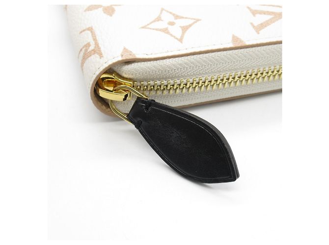 Louis Vuitton Zippy Wallet Monogram Beige M83093 - view 6