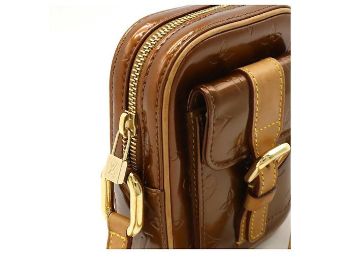 Borsa a spalla Christy PM Monogram Vernis Louis Vuitton M91111 Bronzo - vista 4