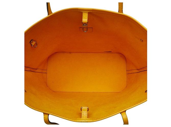 Louis Vuitton Neverfull MM Tote Bag Yellow Leather - view 8
