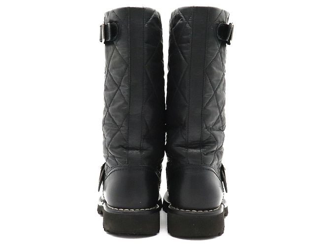 Botas de cuero Matelassé de Chanel Negro - vista 3