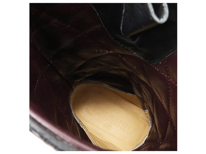 Botas de cuero Matelassé de Chanel Negro - vista 8