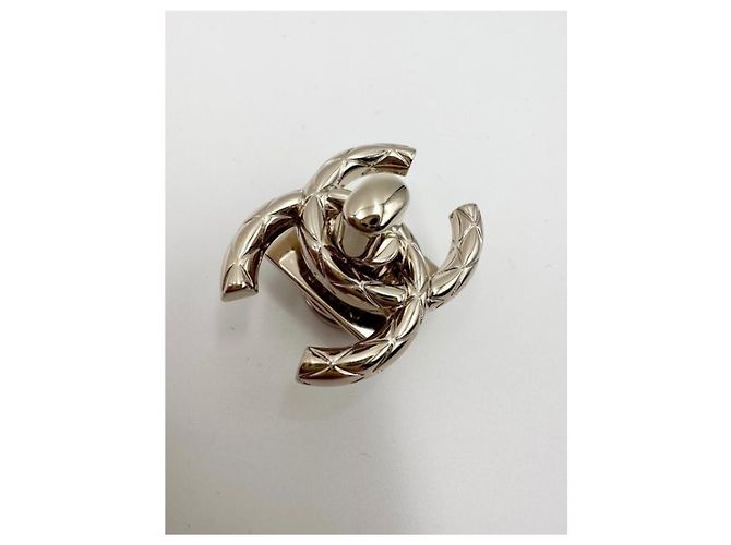 CHANEL chiusura  CC turnlock light gold D'oro - vista 3