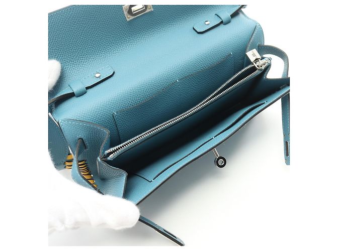 Hermès Hermes Kelly To Go Tressage Shoulder Bag Blue - view 3